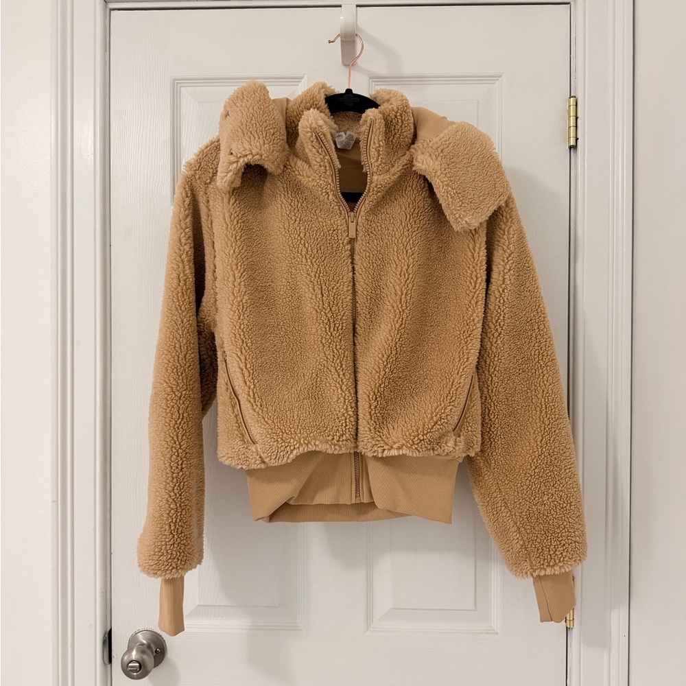 ALO Yoga Foxy Sherpa Jacket